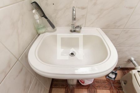 Casa à venda com 100m², 2 quartos e 1 vagaBanheiro