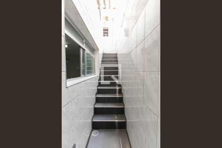 Casa à venda com 100m², 2 quartos e 1 vagaEscada Externa