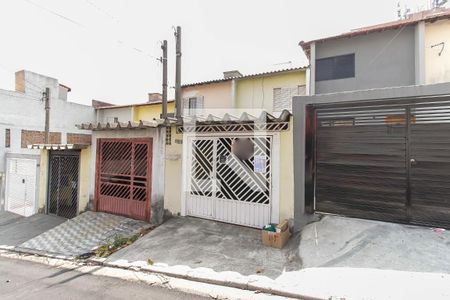 Casa à venda com 100m², 2 quartos e 1 vagaFachada 