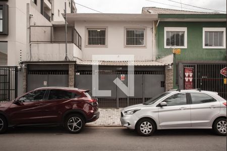 Casa à venda com 206m², 3 quartos e 3 vagasFachada