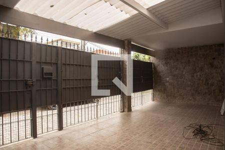Casa à venda com 206m², 3 quartos e 3 vagasGaragem