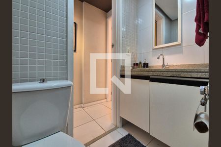 Apartamento para alugar com 162m², 2 quartos e 2 vagas Apartamento para alugar com 162m², 2 quartos e 2 vagasBanheiro social