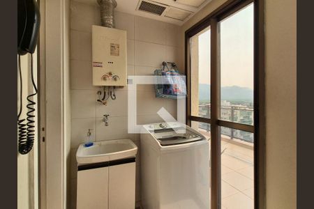 Apartamento para alugar com 162m², 2 quartos e 2 vagas Apartamento para alugar com 162m², 2 quartos e 2 vagasÁrea de serviço