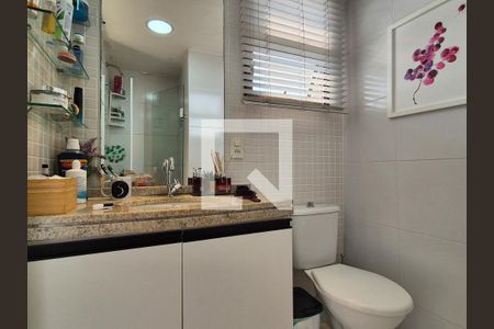 Apartamento para alugar com 162m², 2 quartos e 2 vagas Apartamento para alugar com 162m², 2 quartos e 2 vagasBanheiro da Suíte