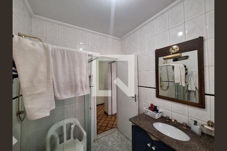 Casa para alugar com 200m², 3 quartos e sem vaga Casa para alugar com 200m², 3 quartos e sem vagaBanheiro 2