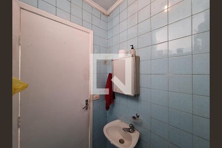Casa para alugar com 200m², 3 quartos e sem vaga Casa para alugar com 200m², 3 quartos e sem vagaBanheiro de serviço