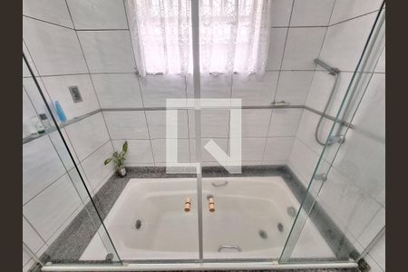 Casa para alugar com 200m², 3 quartos e sem vaga Casa para alugar com 200m², 3 quartos e sem vagaBanheiro da Suíte