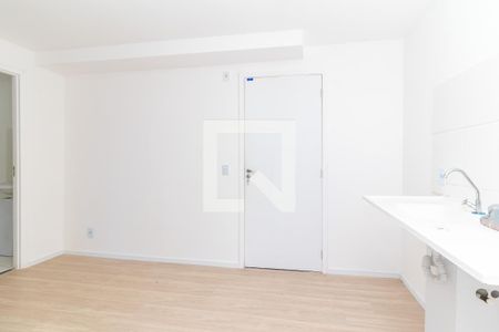 Sala/Cozinha de apartamento para alugar com 1 quarto, 63m² em Vila Curuçá, São Paulo