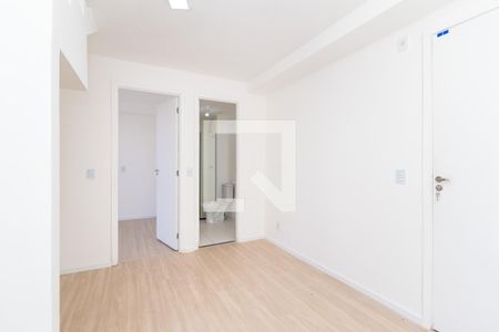 Sala/Cozinha de apartamento para alugar com 1 quarto, 63m² em Vila Curuçá, São Paulo