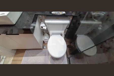 Apartamento à venda com 48m², 2 quartos e 1 vaga Apartamento à venda com 48m², 2 quartos e 1 vagaBanheiro