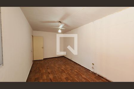 Casa à venda com 165m², 4 quartos e 2 vagasQuarto