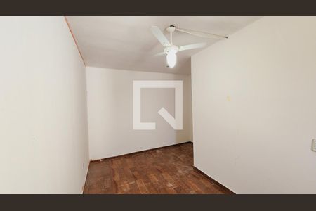 Casa à venda com 165m², 4 quartos e 2 vagasQuarto