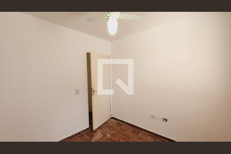 Casa à venda com 165m², 4 quartos e 2 vagasQuarto