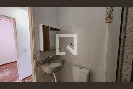 Casa à venda com 165m², 4 quartos e 2 vagasBanheiro