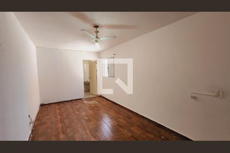 Casa à venda com 165m², 4 quartos e 2 vagasQuarto