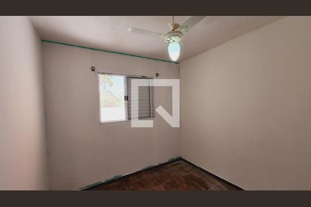 Casa à venda com 165m², 4 quartos e 2 vagasQuarto