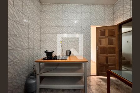 Casa à venda com 180m², 2 quartos e 1 vaga Casa à venda com 180m², 2 quartos e 1 vagaCozinha