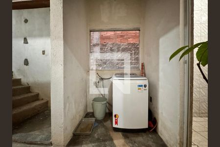 Casa à venda com 180m², 2 quartos e 1 vaga Casa à venda com 180m², 2 quartos e 1 vagaLavanderia