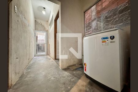 Casa à venda com 180m², 2 quartos e 1 vaga Casa à venda com 180m², 2 quartos e 1 vagaLavanderia