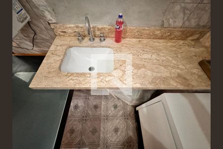 Casa à venda com 180m², 2 quartos e 1 vaga Casa à venda com 180m², 2 quartos e 1 vagaCozinha