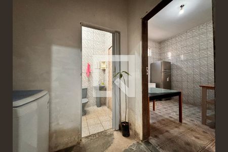 Casa à venda com 180m², 2 quartos e 1 vaga Casa à venda com 180m², 2 quartos e 1 vagaLavanderia