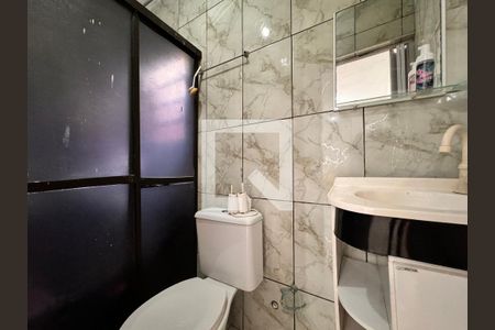 Casa à venda com 180m², 2 quartos e 1 vaga Casa à venda com 180m², 2 quartos e 1 vagaBanheiro 1