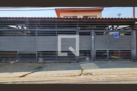 Casa à venda com 300m², 4 quartos e 4 vagasFachada da Casa