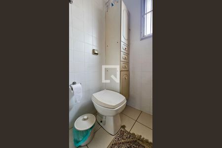 Casa à venda com 300m², 4 quartos e 4 vagasBanheiro da Suite 1