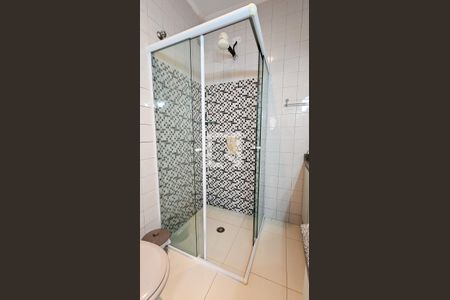 Casa à venda com 300m², 4 quartos e 4 vagasBanheiro da suite 2