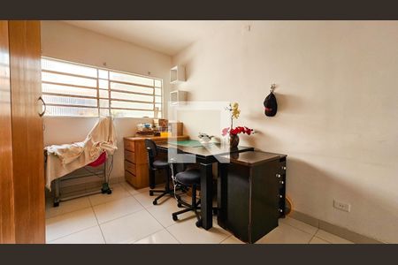 Casa à venda com 300m², 4 quartos e 4 vagasSuite 2