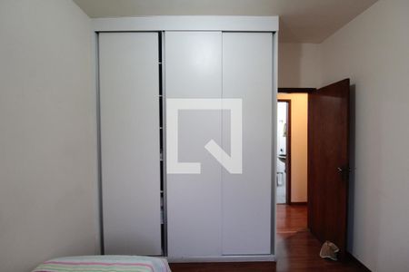 Apartamento à venda com 98m², 3 quartos e 2 vagasQuarto 2