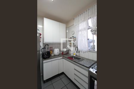Apartamento à venda com 98m², 3 quartos e 2 vagasCozinha