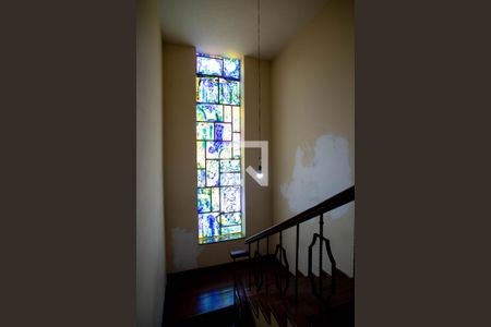 Casa à venda com 780m², 6 quartos e 5 vagasEscada