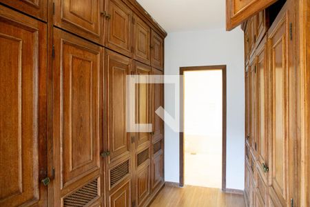 Casa à venda com 780m², 6 quartos e 5 vagasCloset da suíte