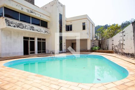 Casa à venda com 780m², 6 quartos e 5 vagasPiscina