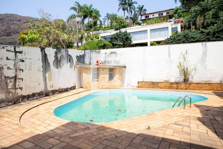 Casa à venda com 780m², 6 quartos e 5 vagasPiscina