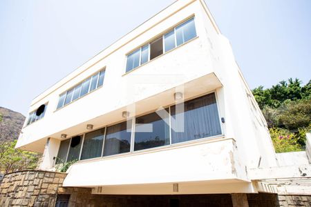 Casa à venda com 780m², 6 quartos e 5 vagasFachada