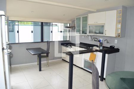Sala/Cozinha de apartamento para alugar com 3 quartos, 120m² em Barra da Tijuca, Rio de Janeiro