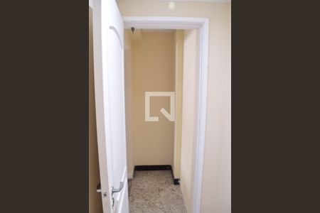 Apartamento para alugar com 120m², 3 quartos e 1 vaga Apartamento para alugar com 120m², 3 quartos e 1 vagaEntrada