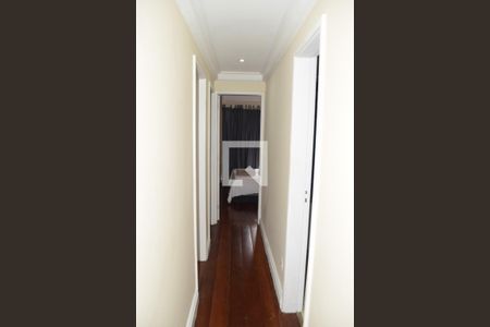 Corredor de apartamento para alugar com 3 quartos, 120m² em Barra da Tijuca, Rio de Janeiro