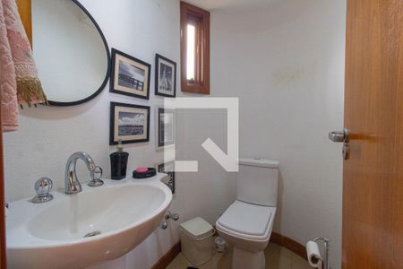 Apartamento à venda com 250m², 4 quartos e 3 vagas Apartamento à venda com 250m², 4 quartos e 3 vagasLavabo