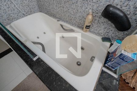 Apartamento à venda com 90m², 3 quartos e sem vagaBanheiro