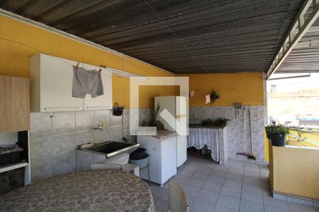 Casa à venda com 136m², 3 quartos e 1 vagaÁrea de Serviço