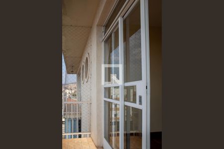 Apartamento para alugar com 110m², 3 quartos e 2 vagas Apartamento para alugar com 110m², 3 quartos e 2 vagasVaranda - Quarto 2