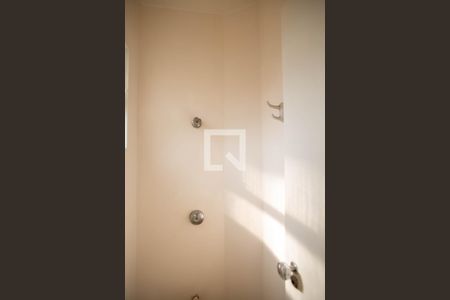 Apartamento para alugar com 110m², 3 quartos e 2 vagas Apartamento para alugar com 110m², 3 quartos e 2 vagasBanheiro de serviço