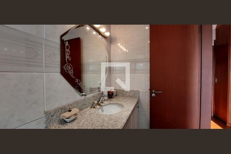 Apartamento à venda com 370m², 5 quartos e 8 vagasBanheiro Quarto 4 suíte