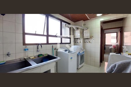 Apartamento à venda com 370m², 5 quartos e 8 vagasÁrea de Serviço