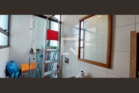 Apartamento à venda com 370m², 5 quartos e 8 vagasBanheiro serviço