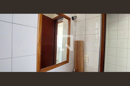 Apartamento à venda com 370m², 5 quartos e 8 vagasBanheiro serviço
