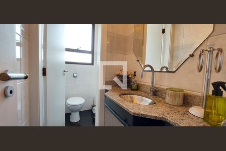 Apartamento à venda com 370m², 5 quartos e 8 vagasLavabo